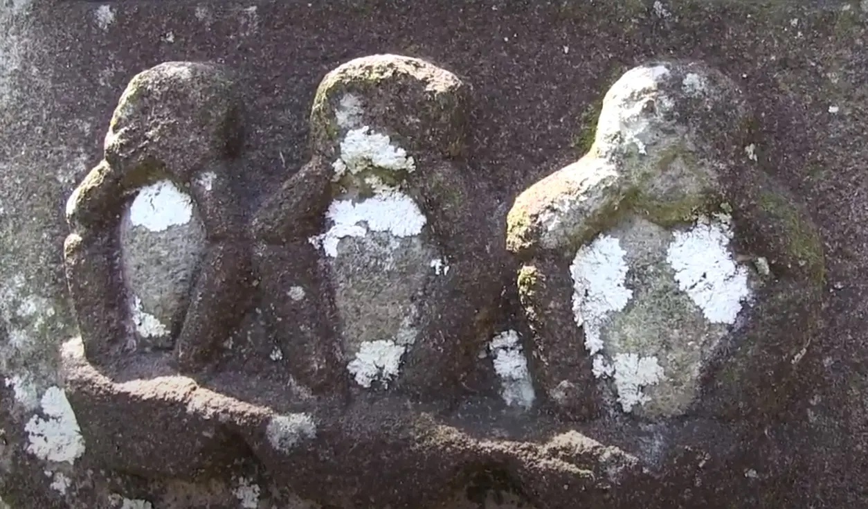 Three Wise Monkeys at Toshogu in Nikko